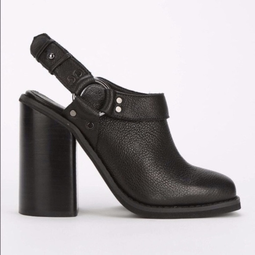 Urban outfitters Ecote leather mules